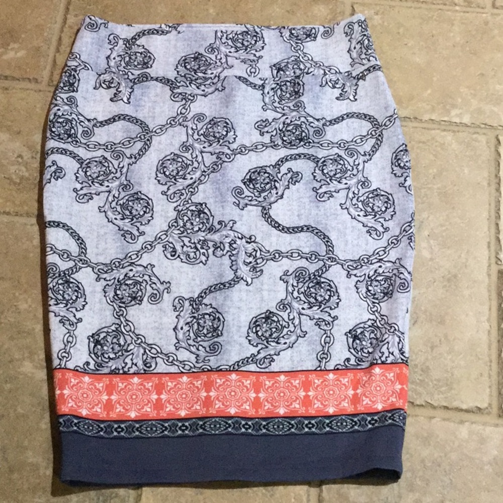 Thalia Sodi Pencil Skirt EUC Size Large Classic!